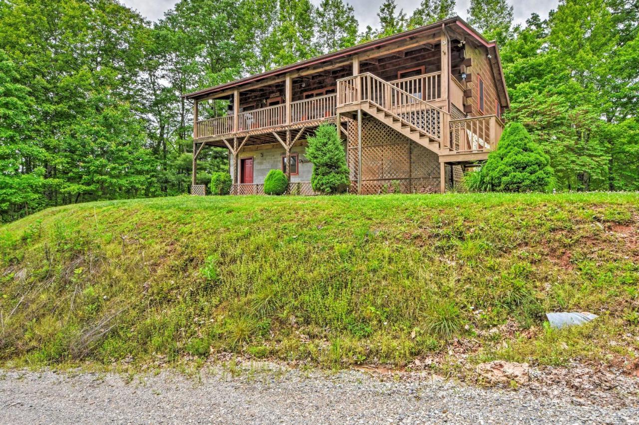 Bryson City Cabin With Hot Tub, Views And Pool Table! Exterior photo