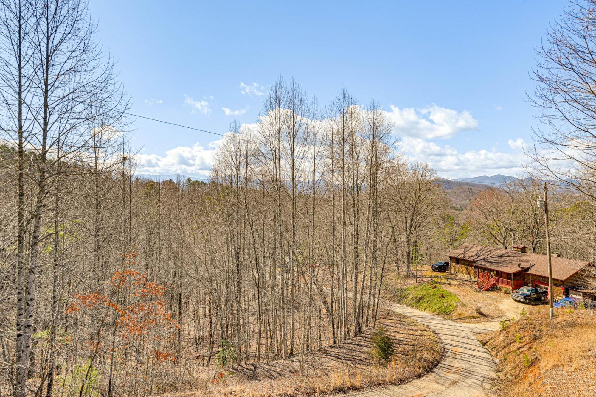 Bryson City Cabin With Hot Tub, Views And Pool Table! Exterior photo